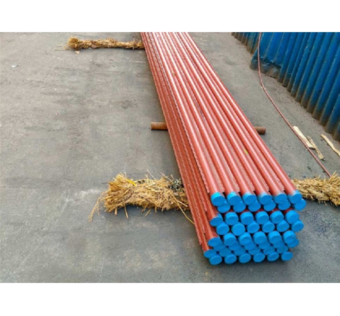 成排螺旋段水冷壁/40×7.5，5根水冷壁管一排，長(zhǎng)6米，管節(jié)距55，6片鰭片連接，鰭片規(guī)格15×6，15CrMo